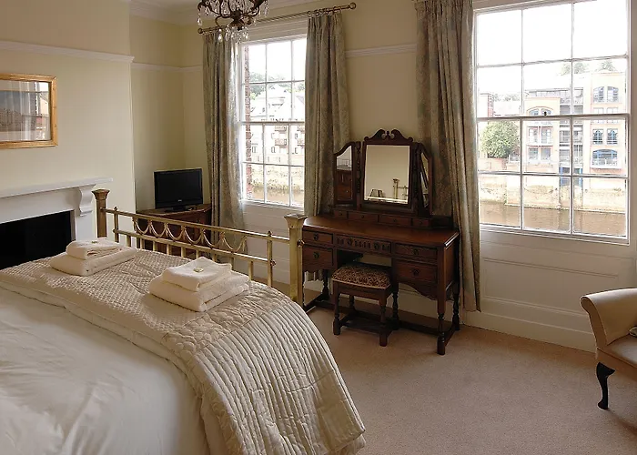 Hotel The Riverside York